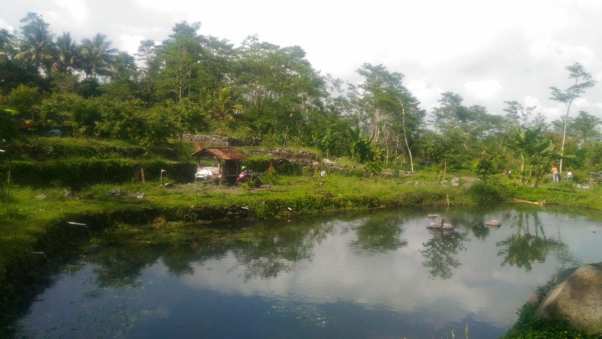 mbah_gundhul's tweet photo. Kebayang selonjor dimari, lalu rebab memainkan dealova?
#Indonesia
#destinasiDigitalGenpi2019 #genPI #genWI #pesonaindonesia #wonderfulindonesia #destinasijawatengah #PasarGenPI https://t.co/sslsIddq2K