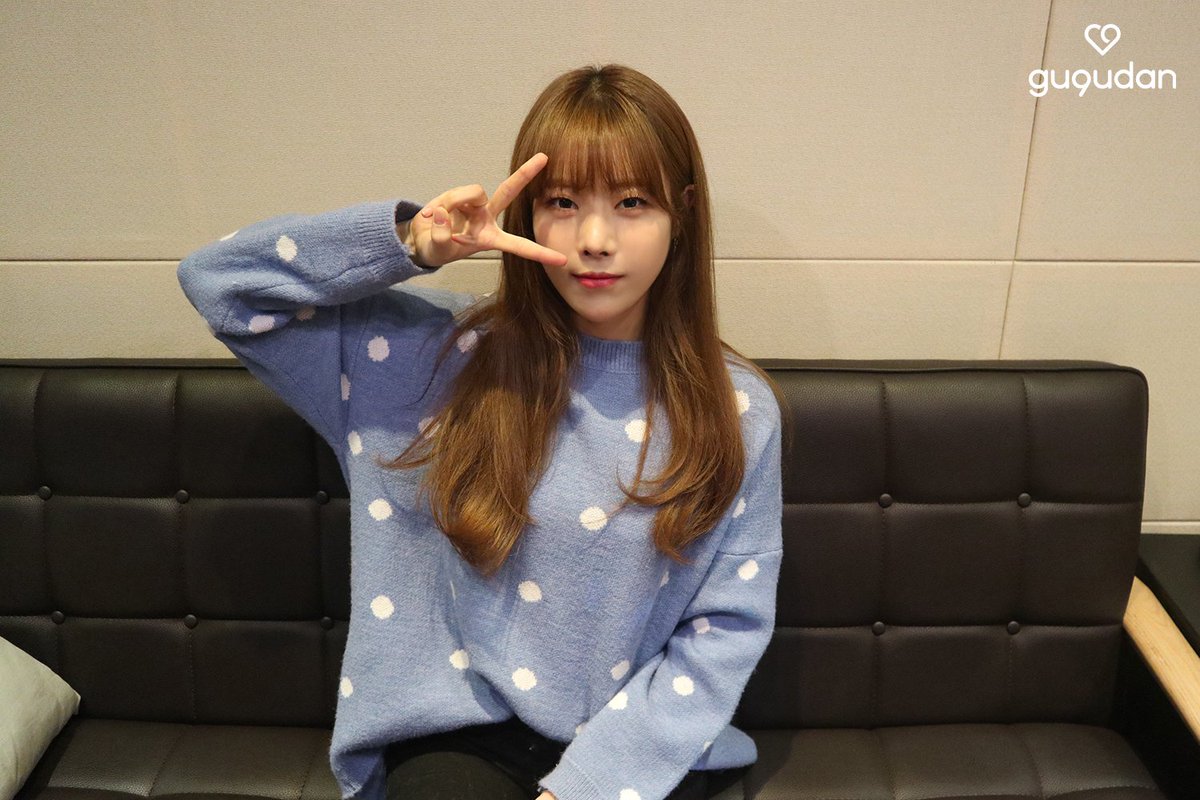 gu9udan's tweet photo. [NOTICE]
믿고 듣는 갬성 보이스♬
구구단 해빈♥
OST "그때부터" 녹음 비하인드

목소리로 그림을 그리는 #해빈 의 MBC 드라마 #붉은달푸른해 OST #그때부터 녹음 비하인드📷 젤리피쉬 포스트에서 만나보라뀨😄

▶ https://t.co/Igxw9vpMGY

#구구단 #gugudan #HAEBIN
#노래하는_해빈이_최고된다👍 https://t.co/UOfgtaPvAh