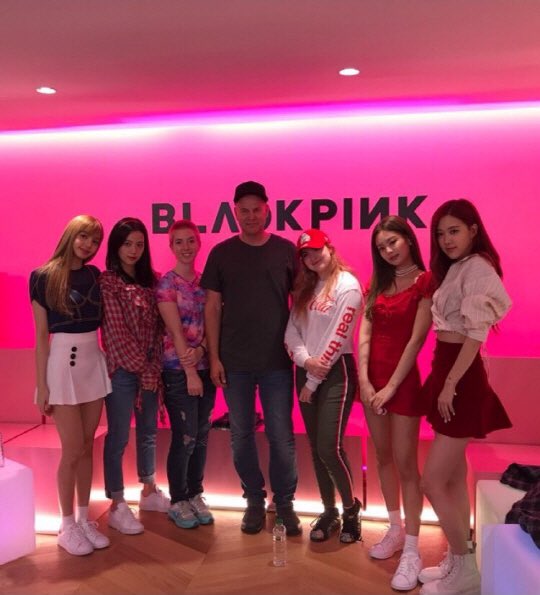 LISANATIONS on Twitter: "[UPDATE] 190103 — The founder of Coachella, Paul  Tollett, came to Korea last year to personally invite BLACKPINK to be part  of the Coachella lineup ✨ 🔗 https://t.co/EzMEcYjzU5 #블랙핑크 #