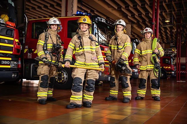 Thank you very much to the mfs for letting me spend a day with them documenting their day.
.
.
.
#mfs #firefighter #firefighters #emergencyservices #legends #brave #adelaide #southaustralia #adelaidephotographer #canonphotography #portrait #photojournali… bit.ly/2VqJ0oz