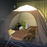 部屋の中にテント!？保温・保湿の効果が絶大らしい!