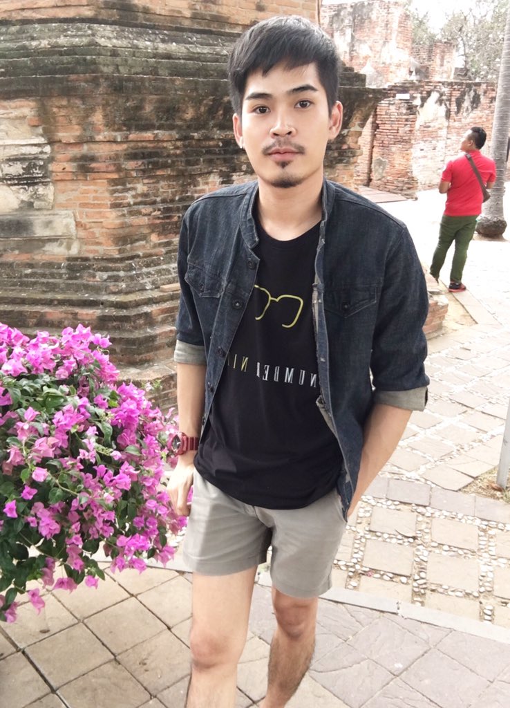 jack62159557's tweet photo. แกะกุ้งคือรัยคัยรู้ https://t.co/KiIgN2IeQi