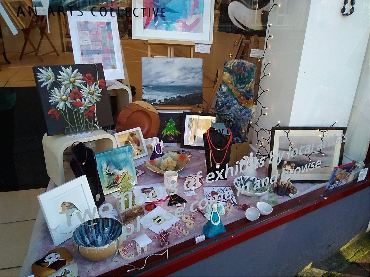 We have some wonderful Christmas gifts for your Special family and friends. We are open until 5pm today. Do pop in and browse and maybe you will find that special gift that you have struggling to find. #tunbridgewells #Kent #Christmas #shoplocal #SaturdayMorning