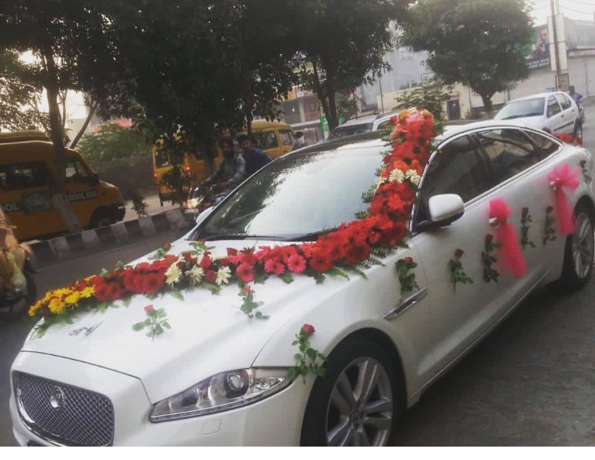Indian Wedding Car Decoration Ideas That Are Fun And Trendy Wedding Car Decorations Car Decor Wedding Car