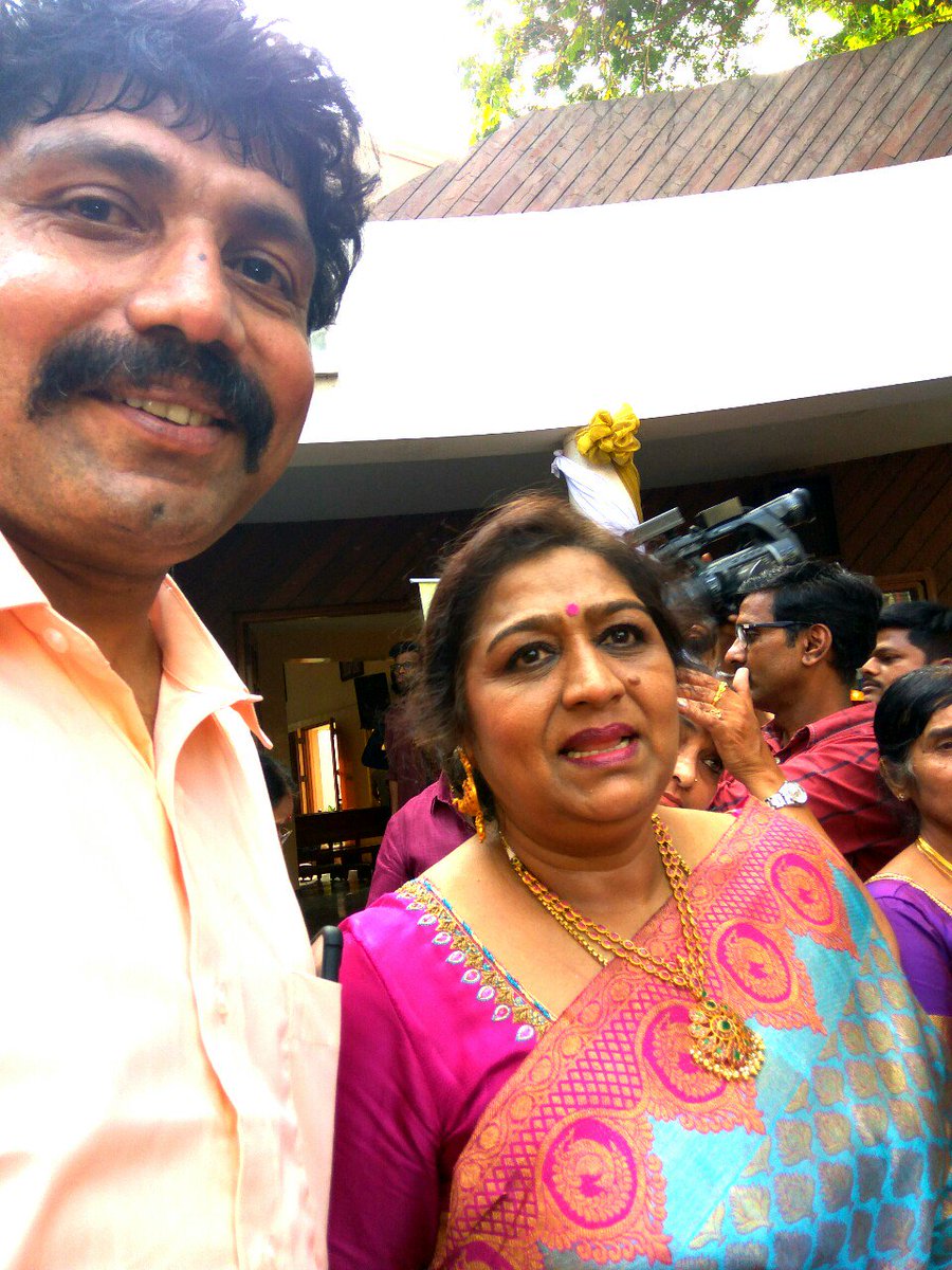 #movies #pendrive #suspense #thriller #horror #director #actor #writer #script #title #dialogues #lyrics #sandalwood #southindianfilms .... With well known actress Pramila Joshai Madam