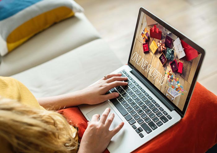 Techdisney's tweet photo. Top 10 online shopping sites https://t.co/1TMtbL0Vsn #Top10 #bestonline #shoppingsites #onlineshopping #bestdeals #techdisney https://t.co/YB7vG3Idzu