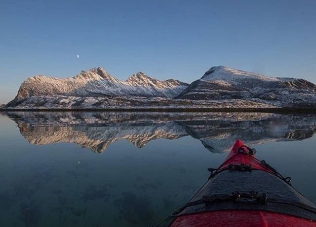 borgeousland's tweet photo. What a scenic view! Such moments are priceless. Glad you enjoyed it 
@andreasebbesen 
#manshausenisland 🇮🇸
•
🚣🏼‍♀️
•
🏔
•
#hotel #boutiquehotel #hoteldecharme #exclusiveresort #hotelresort #hiddenjem #northernlights #welcometonature #arcticcircle #ice… https://t.co/n9GyMGlsEA https://t.co/QGhs6Jfxo9
