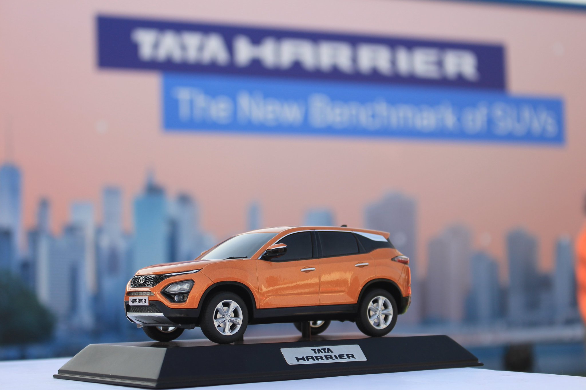 tata harrier diecast model buy