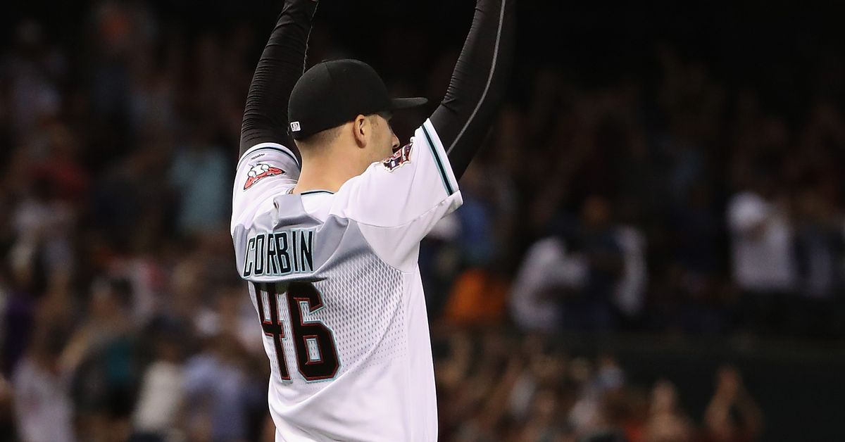 zesty_dbacks's tweet photo. AZ SnakePit 2018 Awards, Single-game performance: Patrick Corbin one-hits the Giants https://t.co/ueFlA5JNea https://t.co/p3p3bLlMjr