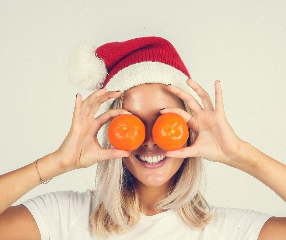 JaffaFruit's tweet photo. Chocolate advent calendars have been fun, but it's time to balance things out with some citrus fruit. #HealthyDecember https://t.co/4W1hhNTPao