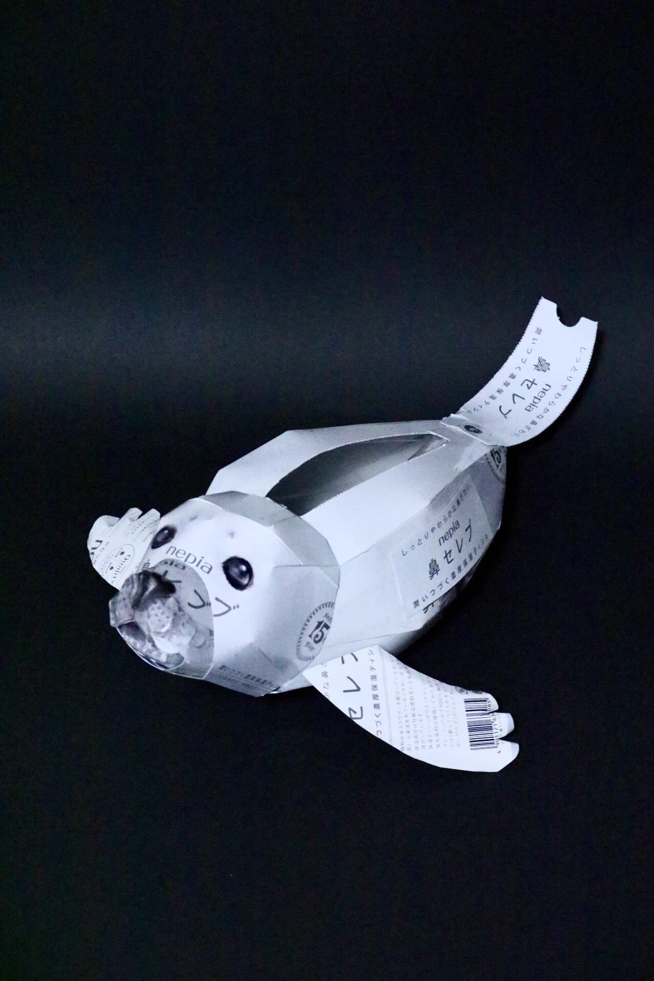 鼻セレブでアザラシ作っちゃった！ティッシュも入れられて実用的www