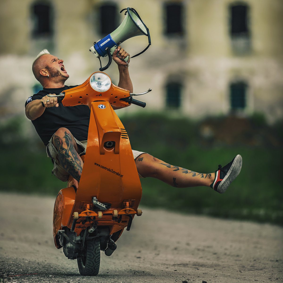 NEVER GIVE UP®️🇺🇸 with full force with my sponsors in the year 2019! your Günter Schachermayr #diverspassiongünterschachermayr #torprofisteyr #motorradprofi #sife #redbull #macron #discovery #sky #muz® #bbc #cnn #orf #piaggio #tropex #stunt #vespa #liquimoly #rollinmotions #usa