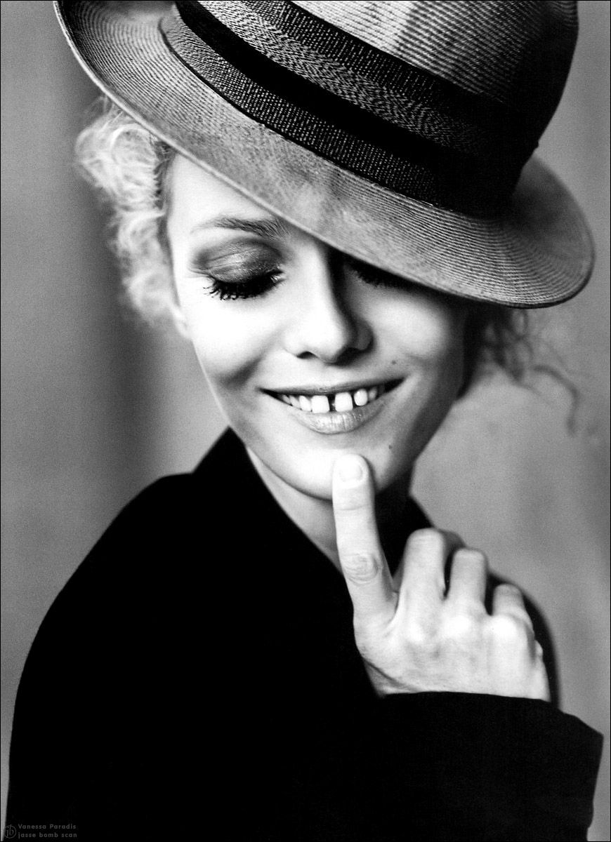 Happy Birthday Vanessa Paradis!   