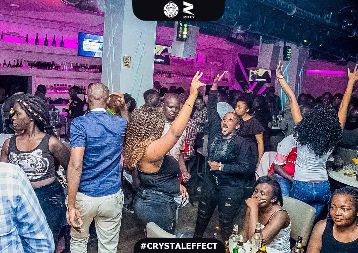 QweenMoraa_'s tweet image. #SummerBunnies such a great tune. If your favorite DJ hana then you better think twice.