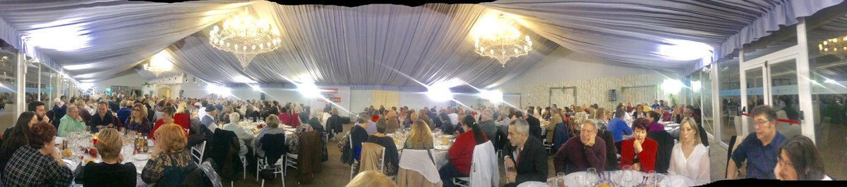 Ayer en la cena de Navidad <a href="/PSOEGuadalajara/">PSOE Guadalajara /❤</a> llena de fraternidad entre compañeros e ilusión por seguir mejorando la vida de los ciudadanos de nuestros pueblos y ciudades, provincia, Castilla - La Mancha y España.