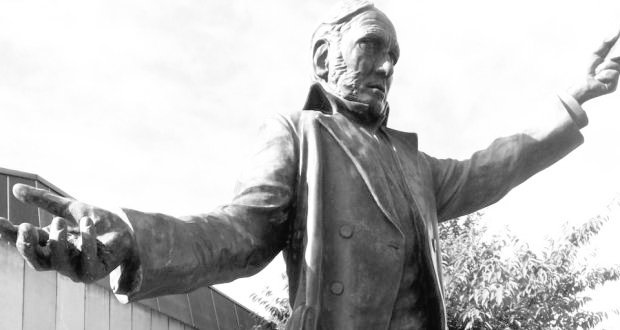 IrishRepubIic's tweet image. 'Ireland her own –  Ireland her own, and all therein, from the sod to the sky. The soil of Ireland for the people of Ireland, to have and hold from God alone who gave it –  to have and to hold to them and to their heirs for ever.' - James Fintan Lalor