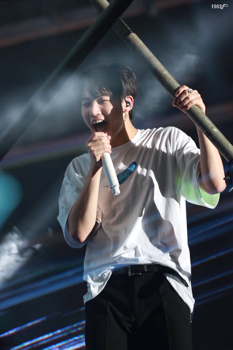 fon33's tweet photo. เด็กซนคือเด็กฉลาด คือหัวหน้าวง 😅
181221 #NESTIVAL2018 
#GOT7 #갓세븐 #JB https://t.co/tQXbLyHqiC