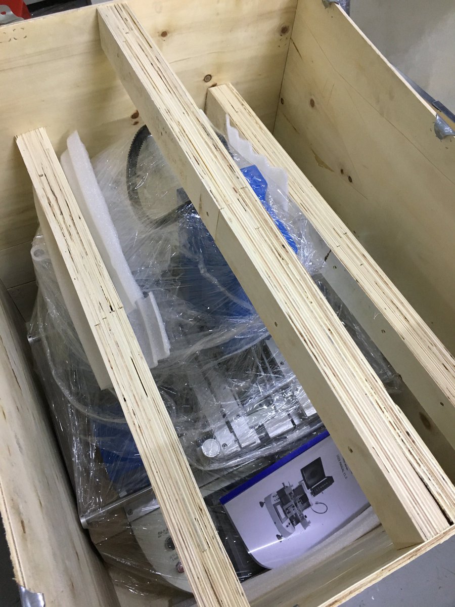 BGA_repair's tweet photo. just sent out #wds620 #bgareworkstation to #Netherlands 
#computerrepair #laptoprepairmachine #motherboardrepair #maintenance #bgakits #ledrepair #infraredreworkstation #laserbgamachine #autobgarepairmachine #iphone #playstation https://t.co/Ze9rCJx7f8