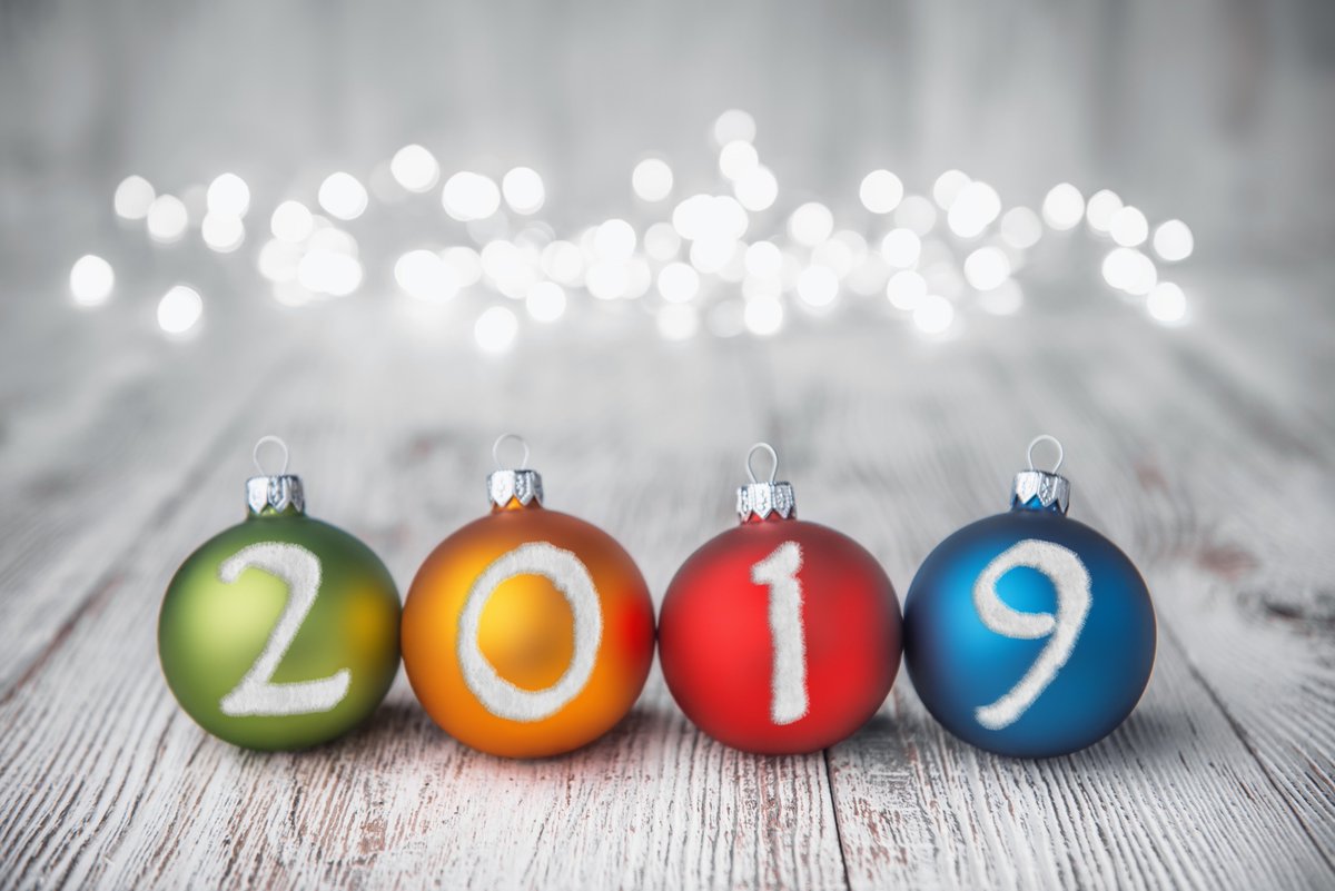 Mit den besten Weihnachtsgrüßen verbinde ich meinem Dank an all meinen Kunden und Freunden für Ihr Vertrauen und die angenehme Zusammenarbeit und wünsche Ihnen zu Weihnachten Stunden der Besinnung
Zum Jahreswechsel Freude und Optimismus im Neuen Jahr Gesundheit, Glück und Erfolg