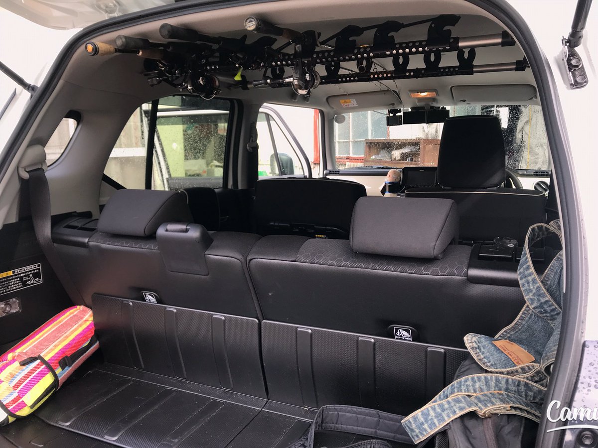 かいと A Twitter ビフォーアフターの車種違うけどグラグラ洗濯バサミロッドホルダーから イレクターパイプ部品使っていい感じにできた ĺ 3000円でできたからおっけ 後部座席の人のこと考えて竿はムリクリパイプ上にぶち込みング T Co