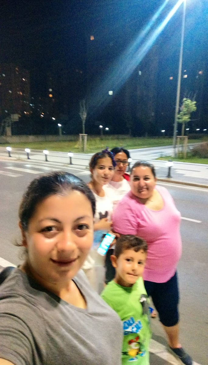 laydaada4's tweet photo. #ailem sizi çok seviyorum 💜❤️ https://t.co/ywKG3Cx7Ux