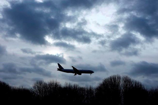 2 arrested for drone use in London Gatwick Airport case bit.ly/2EFcrNN https://t.co/DrNrW2B7mc