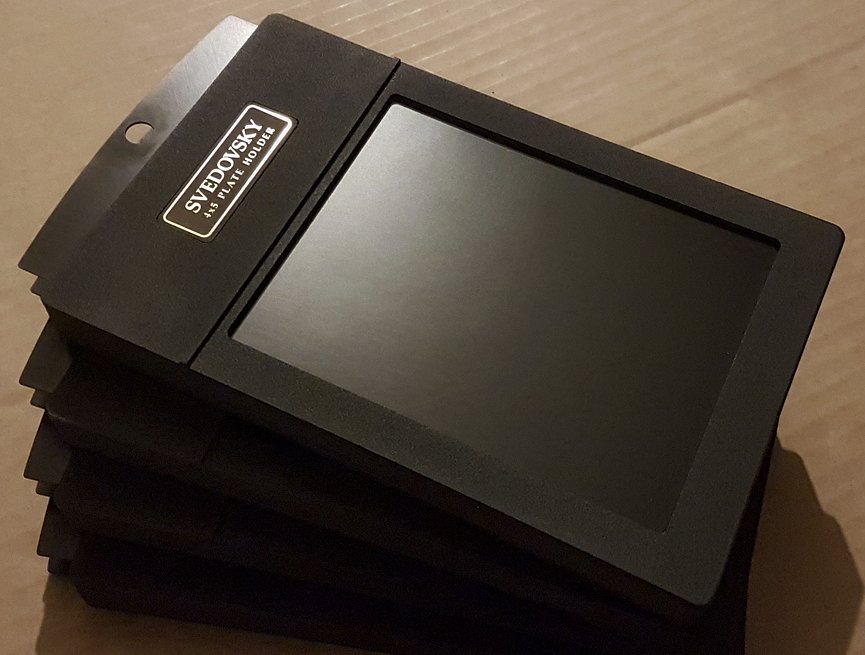 SvedovskyCamera's tweet photo. This set of 4x5 wet plate holders are on the way to Canada. Made of powder painted aluminum. #svedovsky #wetplate #tintype #largeformat #filmphotography #collodion #analog #4x5 #filmisnotdead #plateholder #4x5wetplateholder https://t.co/JGHMBIVZ3t