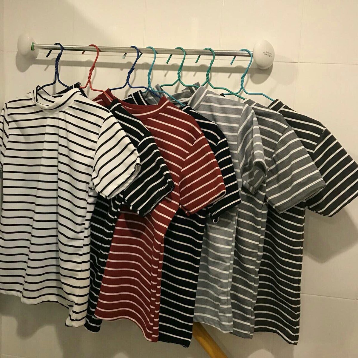 MADEHONEY6's tweet image. ⚡️คอเต่าแขนสั้น,แขนยาว⚡️
✔️ราคา 150 บาท
✅เนื้อผ้าคอตตอน 100%
✅อก : 36-40
✅ยาว : 21 
______________________________________________
#เสื้อคอเต่าไหมพรม #เสื้อคอเต่าแขนยาว #เสื้อคอเต่า #เสื้อสีพื้น #เสื้อผ้าวัยรุ่น #เสื้อผ้าสวยๆ #เสื้อผ้าแฟชั่นสวยๆ #เสื้อผ้าแฟชั่นน่ารักราคาเบาๆ