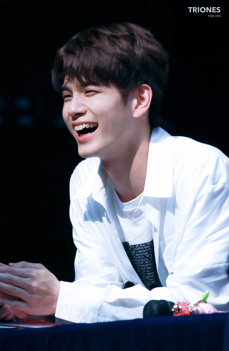 9695PICS's tweet photo. I like your vibe. 😆😄

#옹성우 #OngSeongwu https://t.co/0b309SEWgN