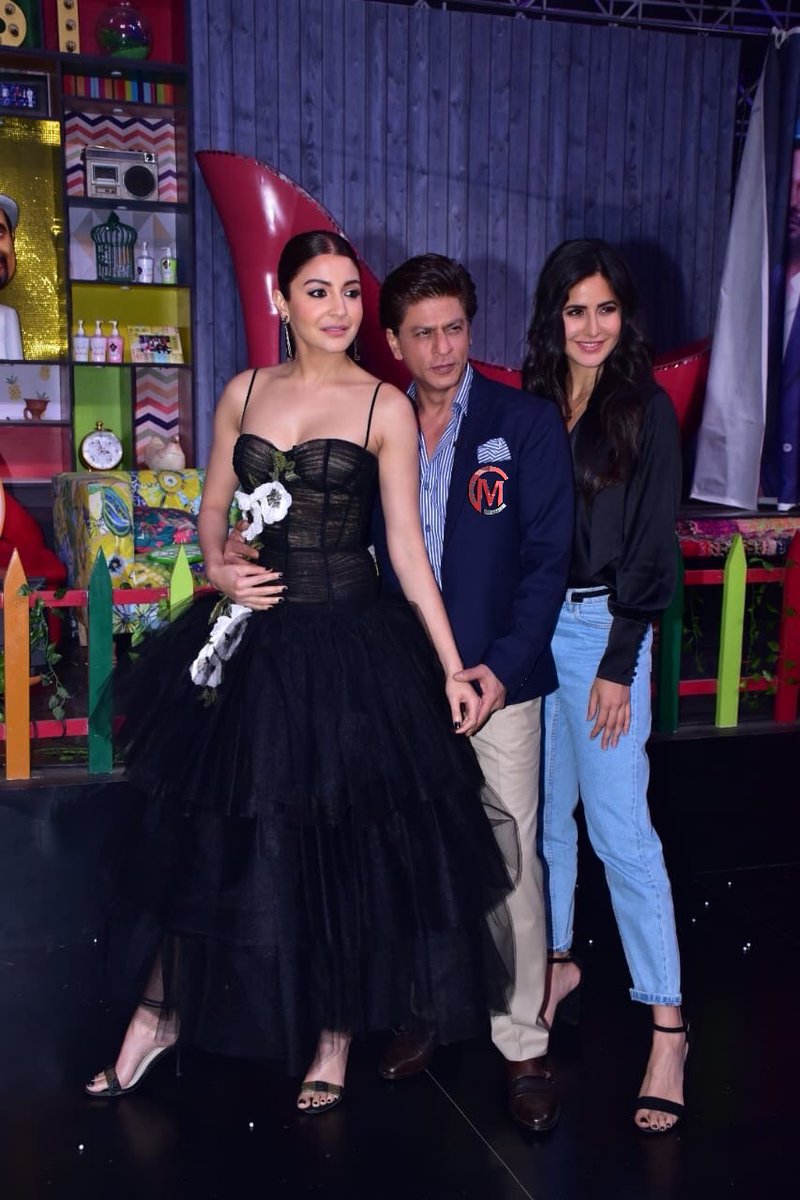 ManishKumarFilm's tweet photo. Aafia, Babita and Bauua singh during #ZeroPromotion on dance plus set.
@iamsrk @AnushkaSharma #Katrinakaif @Zero21Dec https://t.co/1Ugeo0bxBF
