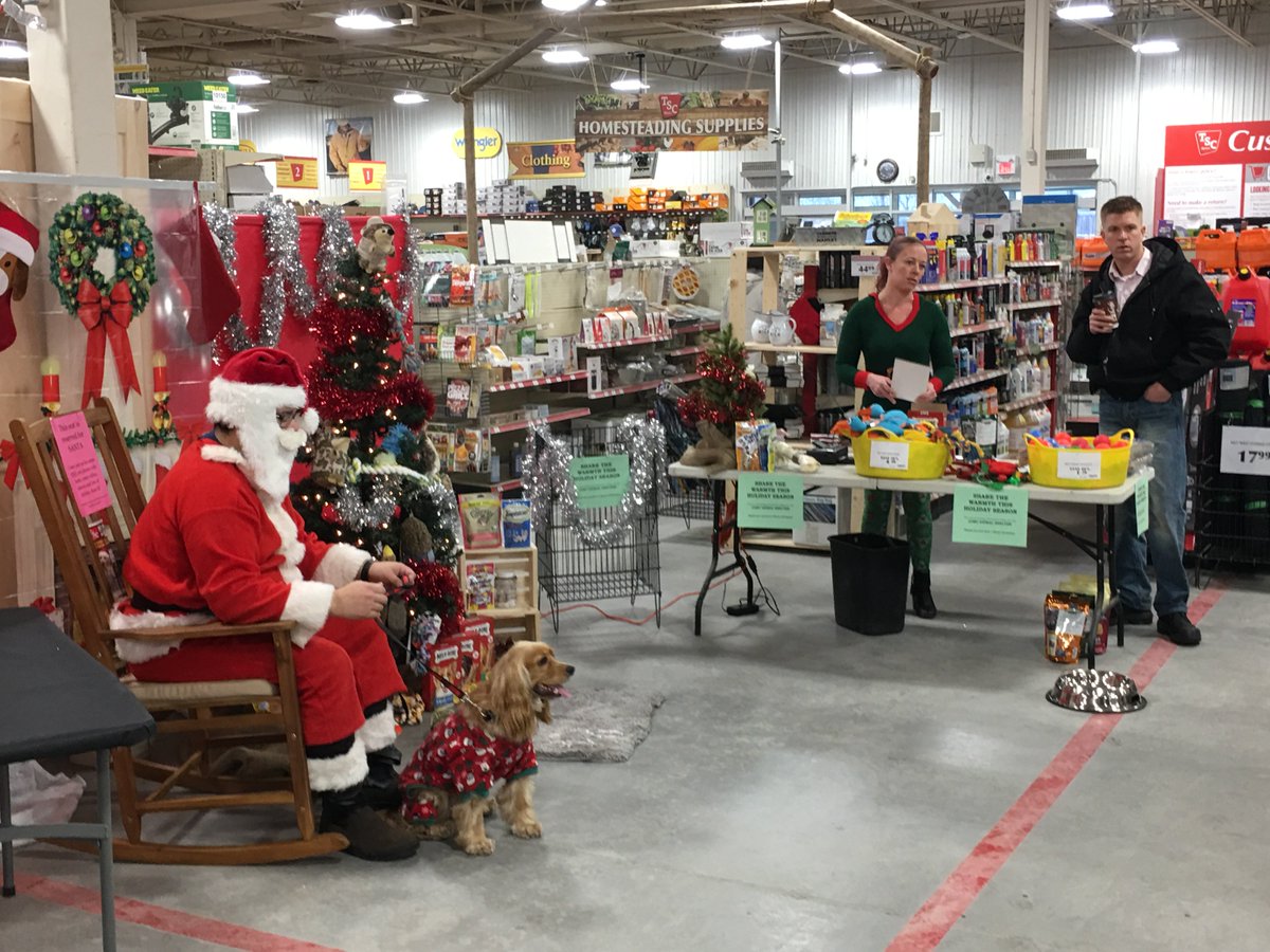 TSCStores's tweet photo. Stop by TSC Hyde Park for free Pet Photos with Santa! Available 10am to 2pm today. We've got coffee, treats, and Santa all ready to meet your dogs, cats, lizards, and more. We even had a goat at our last event! #TSCcommunity #SantaPaws https://t.co/lLVvVXgqbB