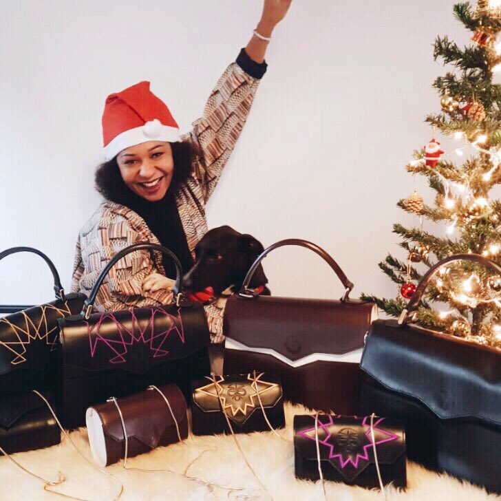 OTINGUEMA's tweet photo. ✨Happy Holidays and see you next year !!! ✨ https://t.co/7rdqPqd7An