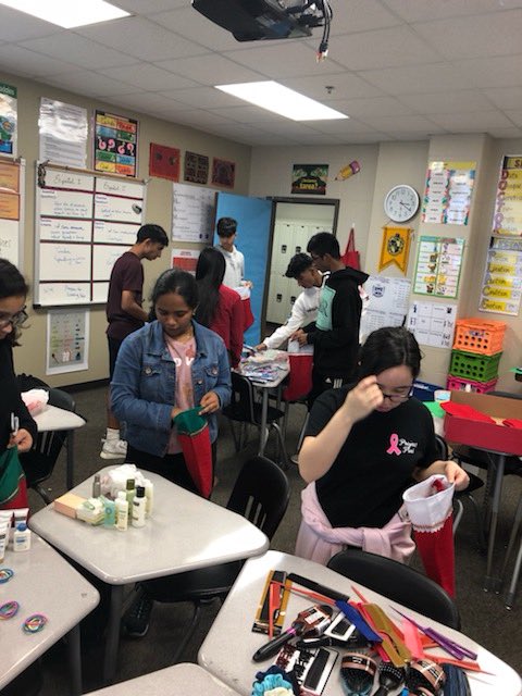 RedCrossRPHS's tweet photo. Here is our amazing club creating the stockings that we delivered yesterday, It was a blast! https://t.co/kSmS7fGYAw