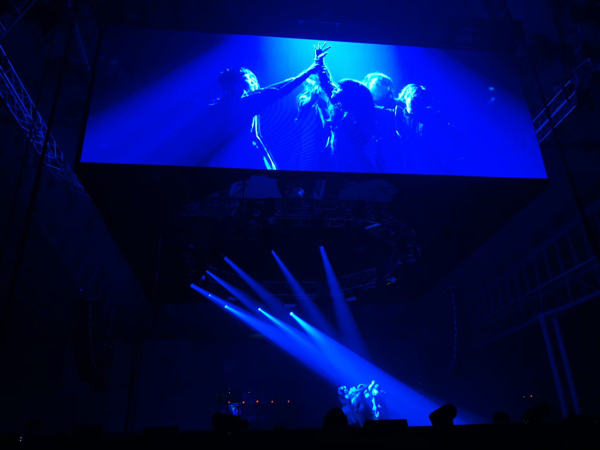 Alan_no14's tweet photo. 平成最後の年末に神ライブに参加できて本当に感謝。振り返るとBiSHに出会えたことも奇跡だと思う。人生が豊かになるということを絶賛実感中。そして、来年はBiSHの年になると確信した。
#BiSH幕張 https://t.co/SmukCJymOy