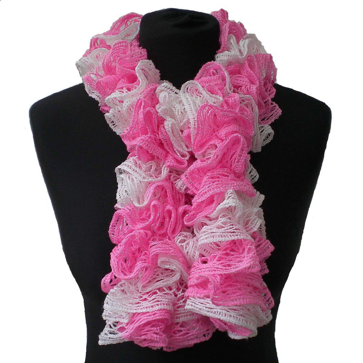 Bright up dark days with this pretty pink and white sparkly #rufflescarf #ladiesscarf #ladiesscarves #pinkscarf #pinkscarves #rufflescarves #etsyfinds #etsyhandmade #etsysellers #etsyshop etsy.com/uk/listing/564…