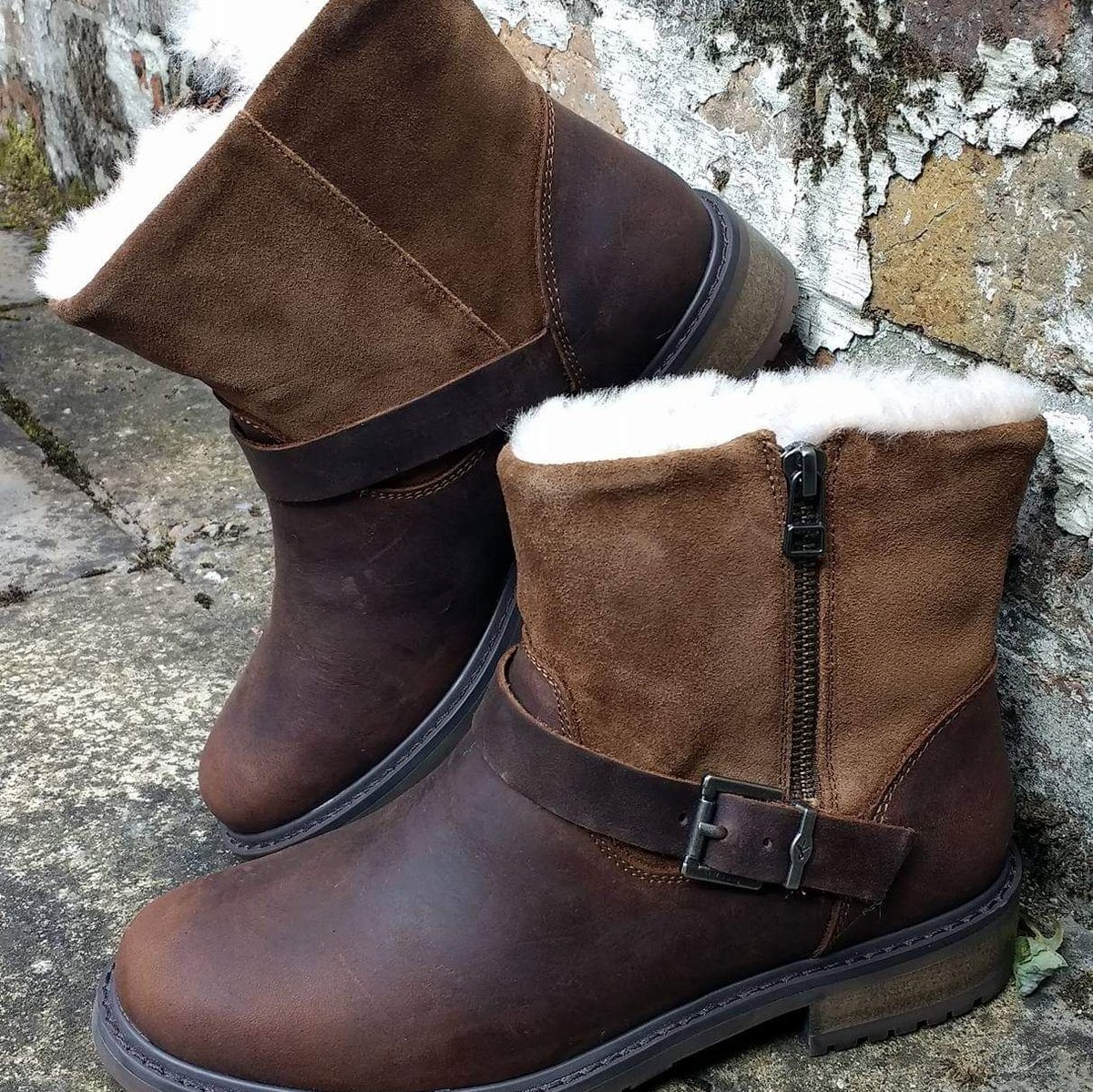 Robinsonclothes's tweet photo. Stumped for the perfect present? Don't panic! The Robinsons elves have your Christmas crisis covered with sack-loads of beautiful boots and shoes from  @Dubarry_com @LondonBrogues @LeChameau1927 and others. #Xmas18 #GiftsForHim #GiftsForHer #ShopLocal #ShopStamford https://t.co/uTf44aCTWW
