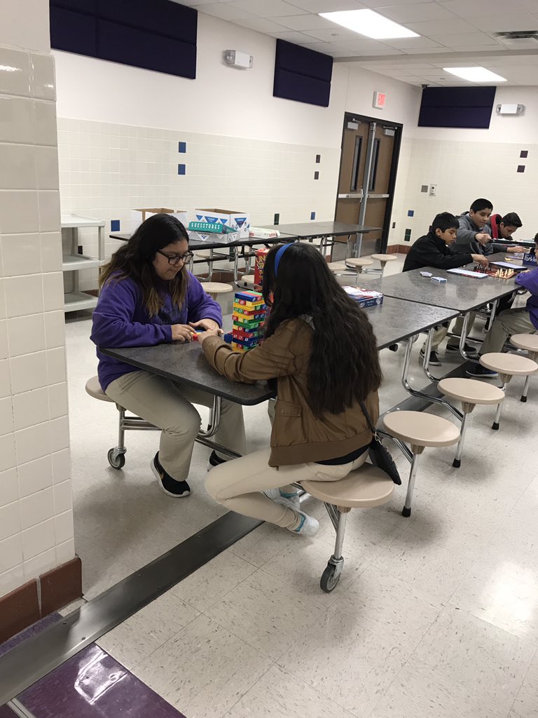 CarrieDirk's tweet photo. 6th Grade Pride Hour was a success! For those who show their Mustang Pride! #behaviorcounts #Positiveincentives #MMSBelieves #GameChangers https://t.co/wZhXGa9iVf