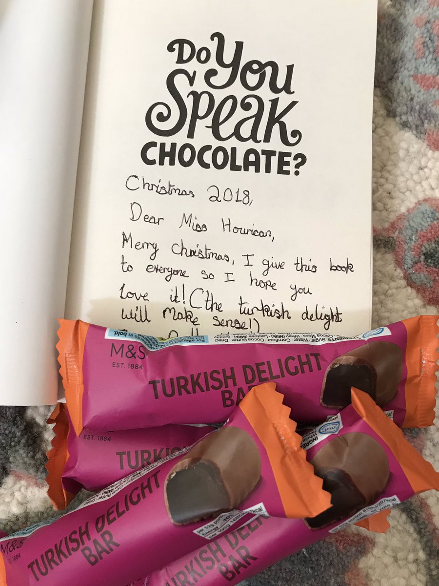AH0URICAN's tweet photo. 🍫 How sweet is this?? 🍫 A girl in my class sharing her favourite book! 💗🎁📖#ReadingForPleasure #PrimaryRocks #chocolate #RRAdvent #booktalk #MerryChristmas2018 https://t.co/usAVgETlbk