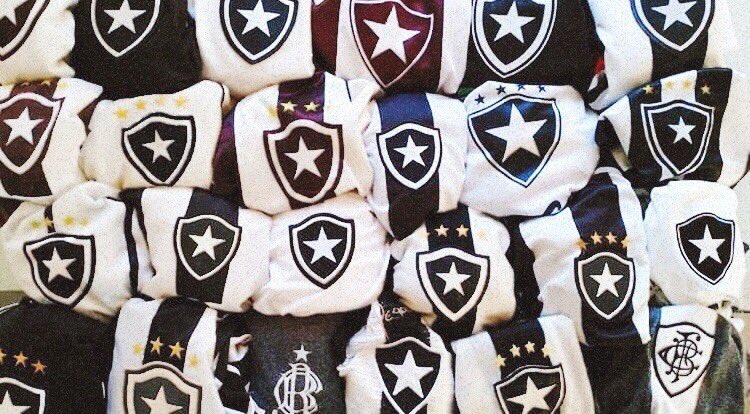 BancadaFogo's tweet photo. Tradições 
Aos milhões tens também 

⭐️

Foto: @othiagopinheiro https://t.co/5RlsEvlRpY