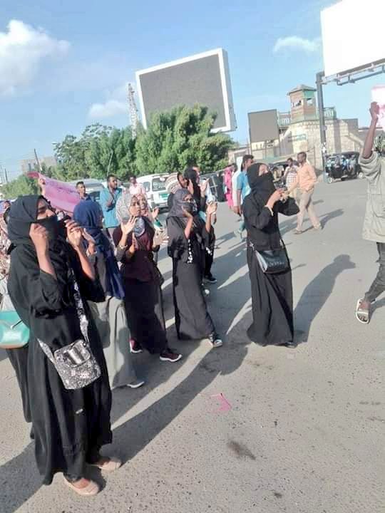 mechuofk's tweet photo. بورتسودان الان 
#مدن_السودان_تنتفض
#مدن_السودان_تنتفض4
#sudanrevolts
#sudanuprising https://t.co/mgBkh4kyKA