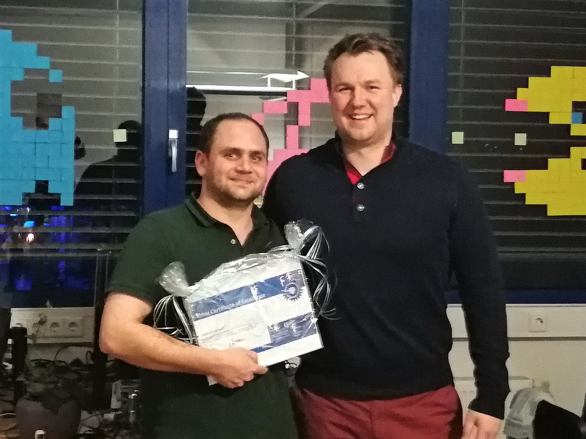 XimajDE's tweet photo. Das 2. Highlight unserer #Weihnachtsfeier: die Übergabe firmeneigenen #XimajZertifikate. Da #Ximaj das Konzept des #ContinuousLearning lebt, wurde jeder Mitarbeiter für seine #Weiterbildungsmaßnahmen, #Erfolge und #Engagement im Jahr 2018 ausgezeichnet! #XimajDigitalEngineering https://t.co/7MyZ9Aarhm