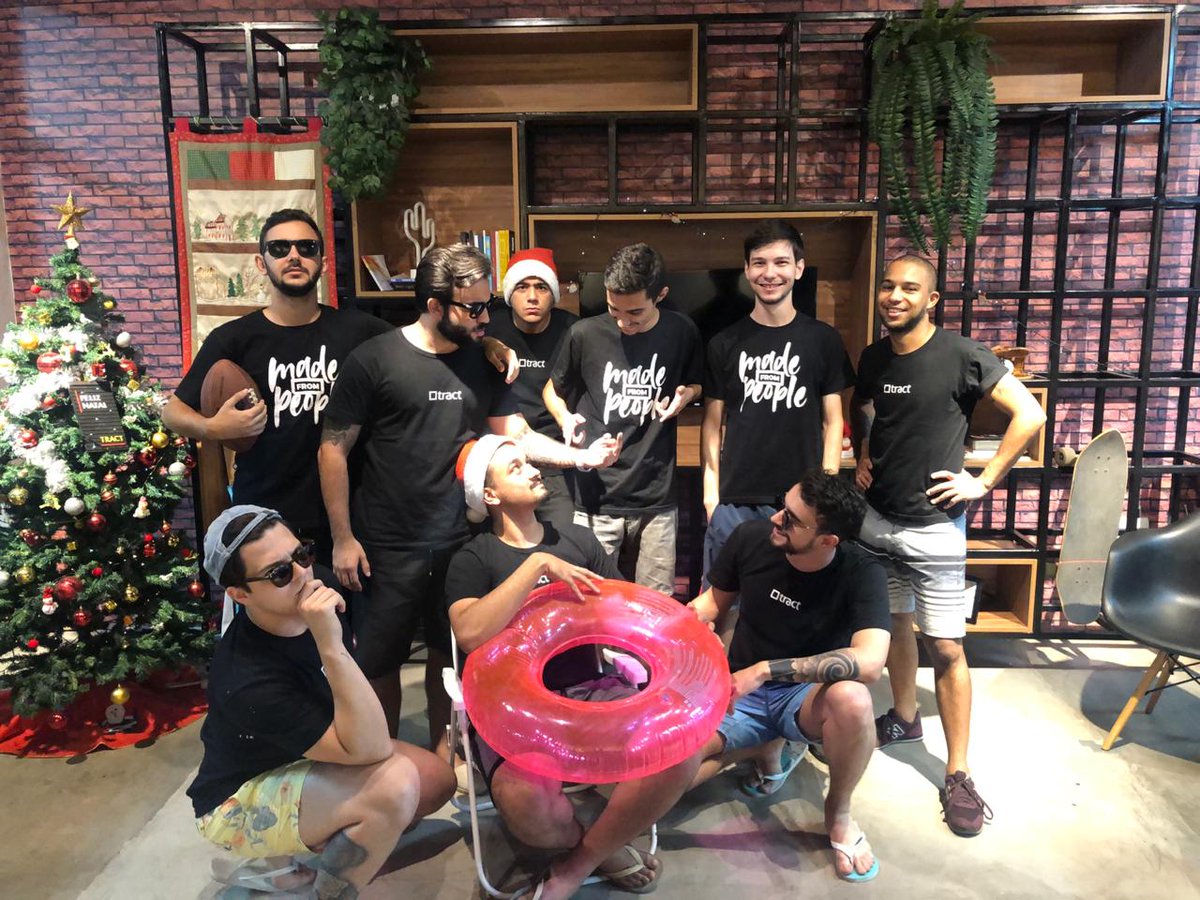 Thleal_'s tweet photo. Valeu 2018!!!!
#teamtract https://t.co/me6COhZGYC