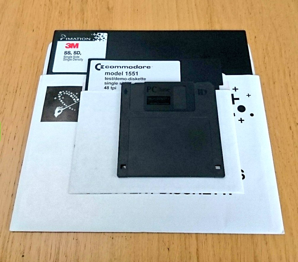 ebacomputing's tweet image. The three different floppy disk formats - 8" (80kB), 5.25" (360kB) and 3.5" (1.44MB). Just need to find drives to use them in now!