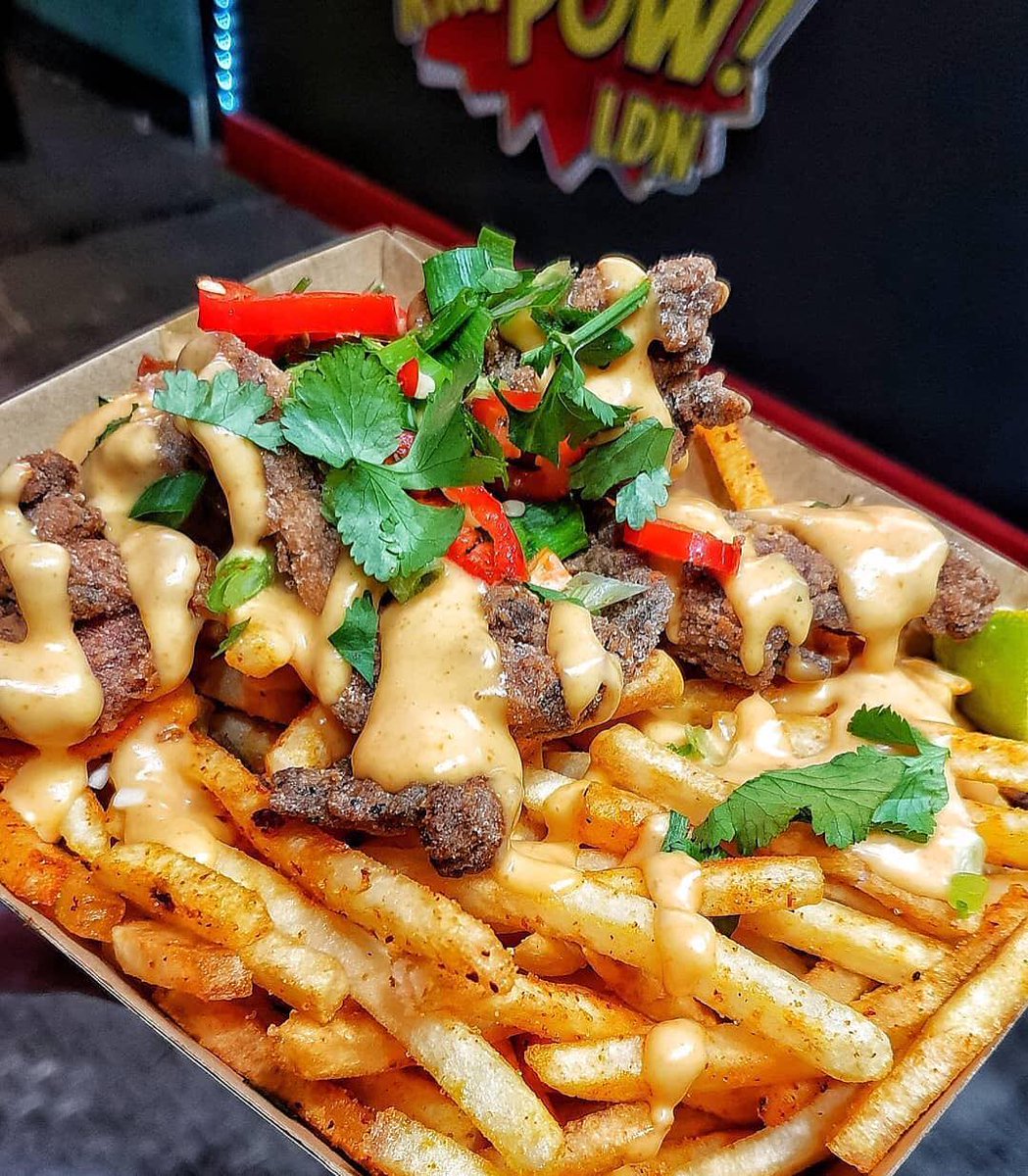 Crispy buttermilk Thai fried chicken, brought to Clapham Common by @KraPowLDN 👊 Need we say more? 📸 @tomsbigeats #Winterville