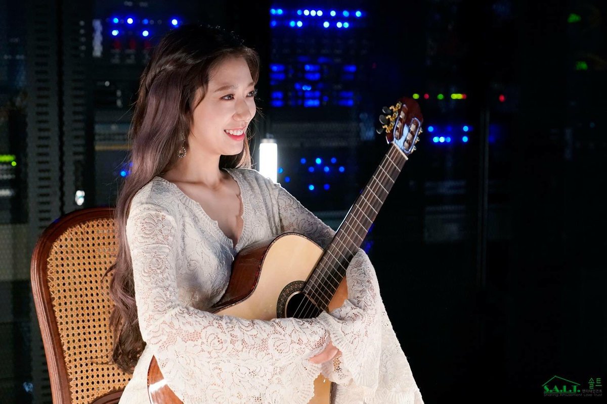 PSH_THAI's tweet photo. เอ็มม่า~ สวยจริงๆ😍

#พัคชินฮเย #ParkShinHye #박신혜 #MemoriesOfTheAlhambra #알함브라궁전의추억 #อาลัมบรามายาพิศวง #จองฮีจู #JungHeeJoo #정희주 

Cr. @2013_SALT FB https://t.co/qBDeF46DQT