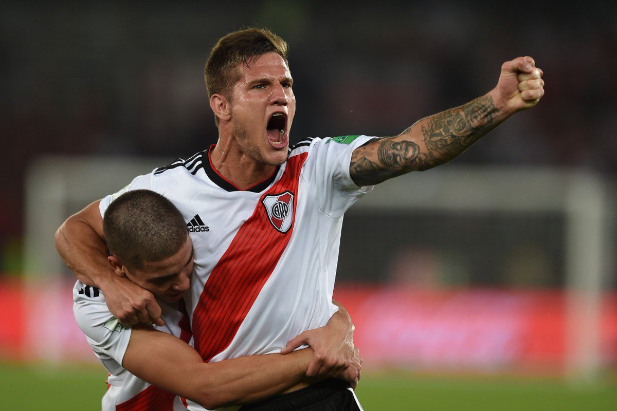 RiverPlate's tweet photo. 📸 ¡Gritalo, Zucu! 🙌

#VamosRiver ⚪️🔴⚪️ https://t.co/1maidAiKY0