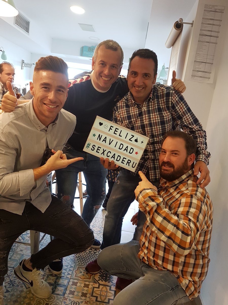 Javips83's tweet photo. Feliz navidad #sexcaderu @Javips83 @TOLINCOMILLAS @AntonioIsrael06 @comillasfer @Becaria_ #sexoenelsecaderu https://t.co/ADB2aWxLOS