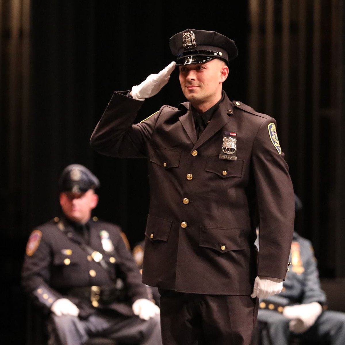 MtVernonPolice's tweet photo. On December 21, 2018, the Westchester County Police Academy had 86 Recruits graduate after 21 weeks of training. Fifteen of those Recruits are ours. You will start seeing them on the streets of Mount Vernon starting Monday. Congrats, do us proud! https://t.co/MgwAqBDqdr