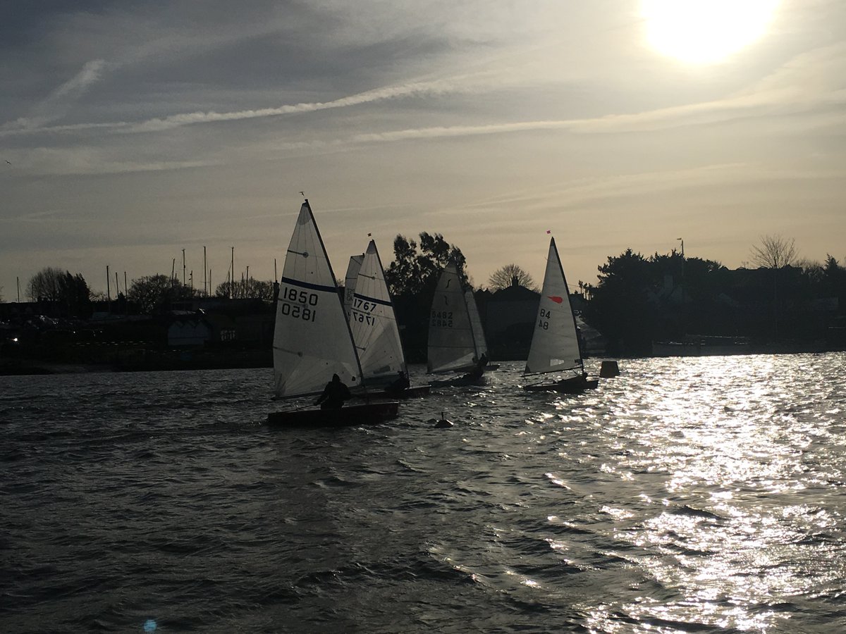 Eyott Sailing Club tweet media