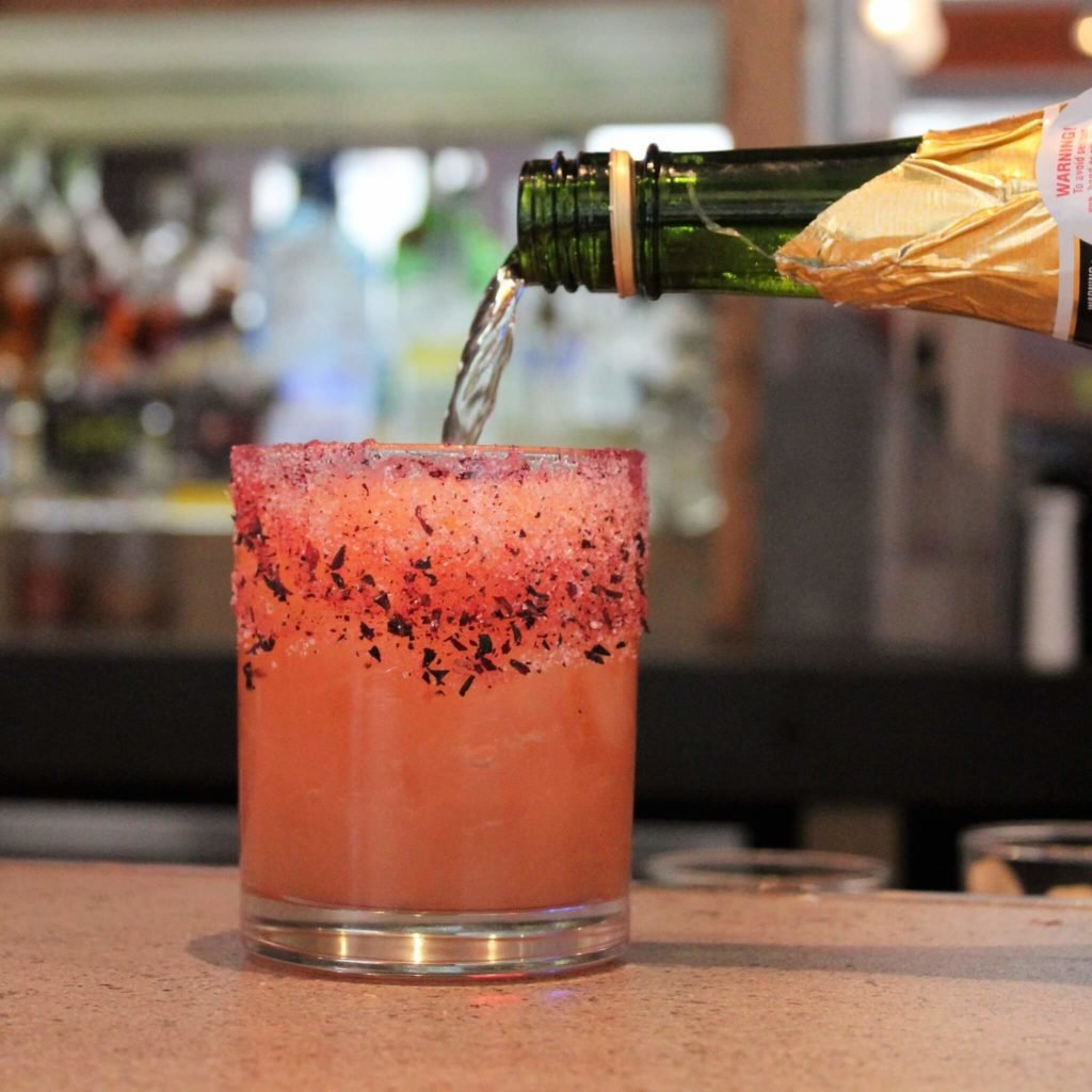 Build-your-own Bloody Mary's, mimosas AND brunch! 😍 We've got a list of the best places for boozy brunchin' in #DFW!🥂 ⤵ 
bit.ly/DIY-Brunch